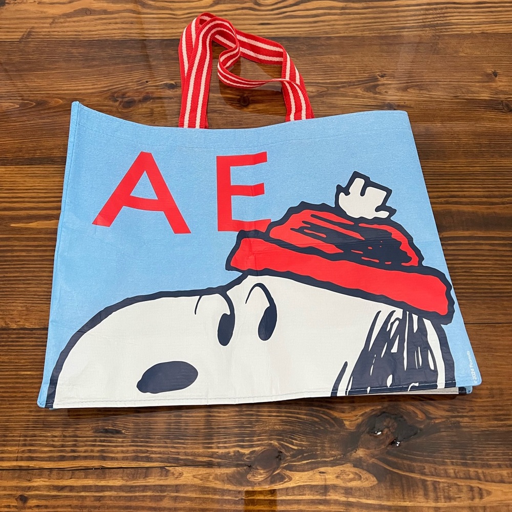 Limited Edition American Eagle Snoopy Bag
